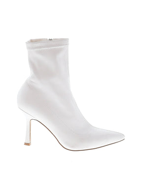 1 shoe size - 5