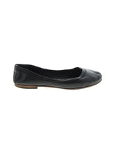 1 shoe size - 7