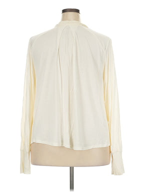 2 size - 2X (Estimated) W