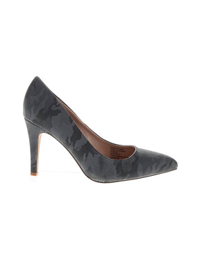 1 shoe size - 8 W