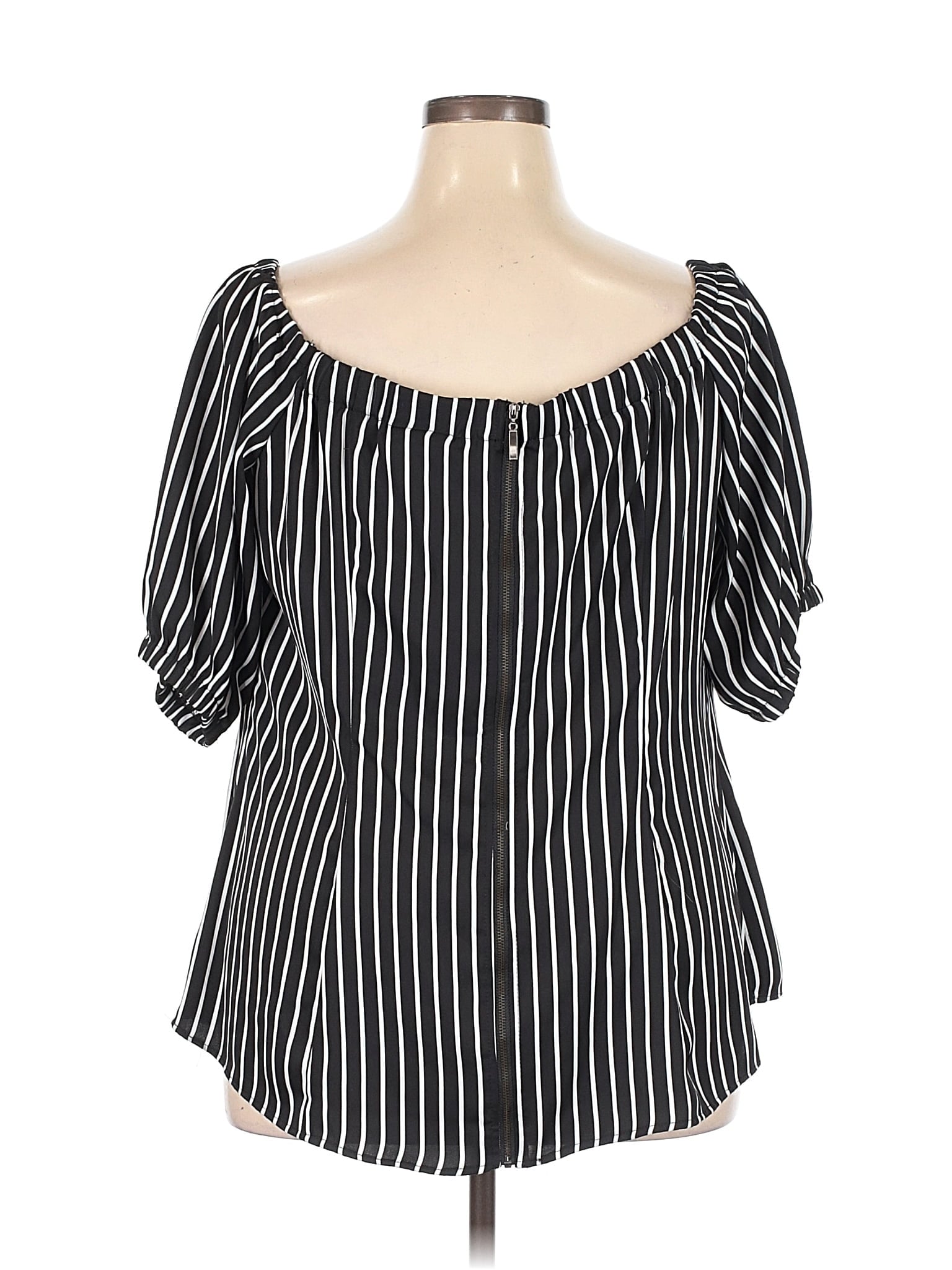 2 size - 18 W (M) W