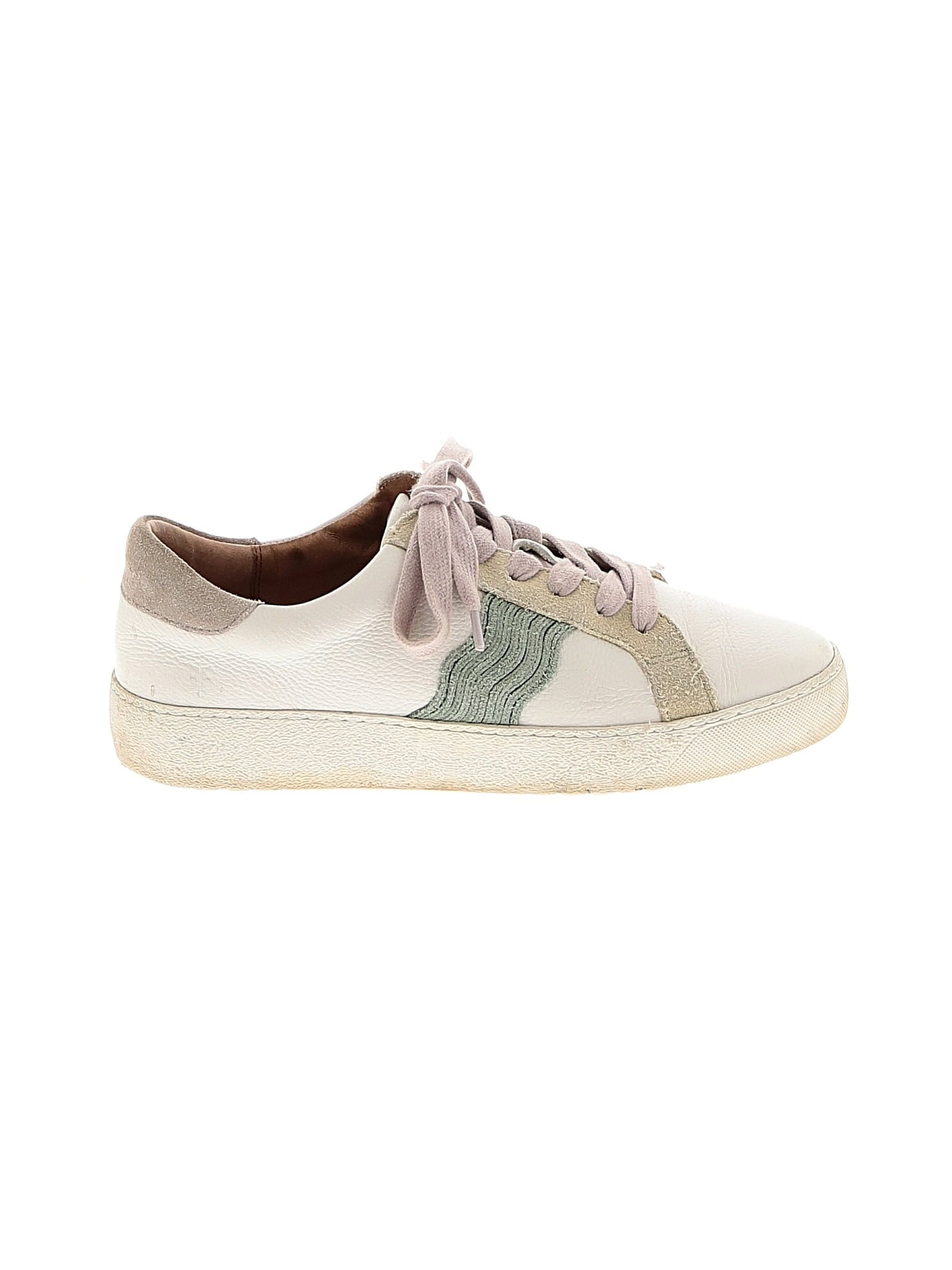 1 shoe size - 8