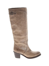 1 shoe size - 6