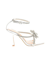 1 shoe size - 7 1/2