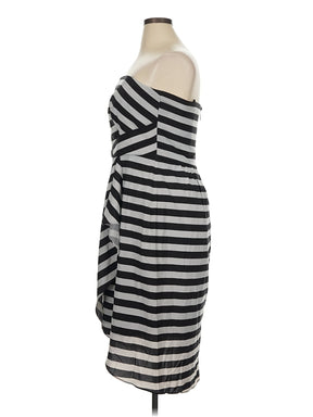 4 size - 14 W (XS) W