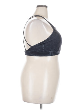 3 size - 2X (Estimated) W