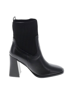 1 shoe size - 7 1/2