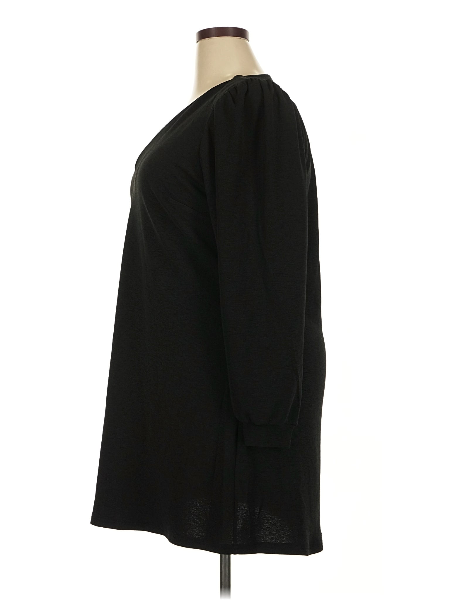4 size - 24 W(Estimated) W