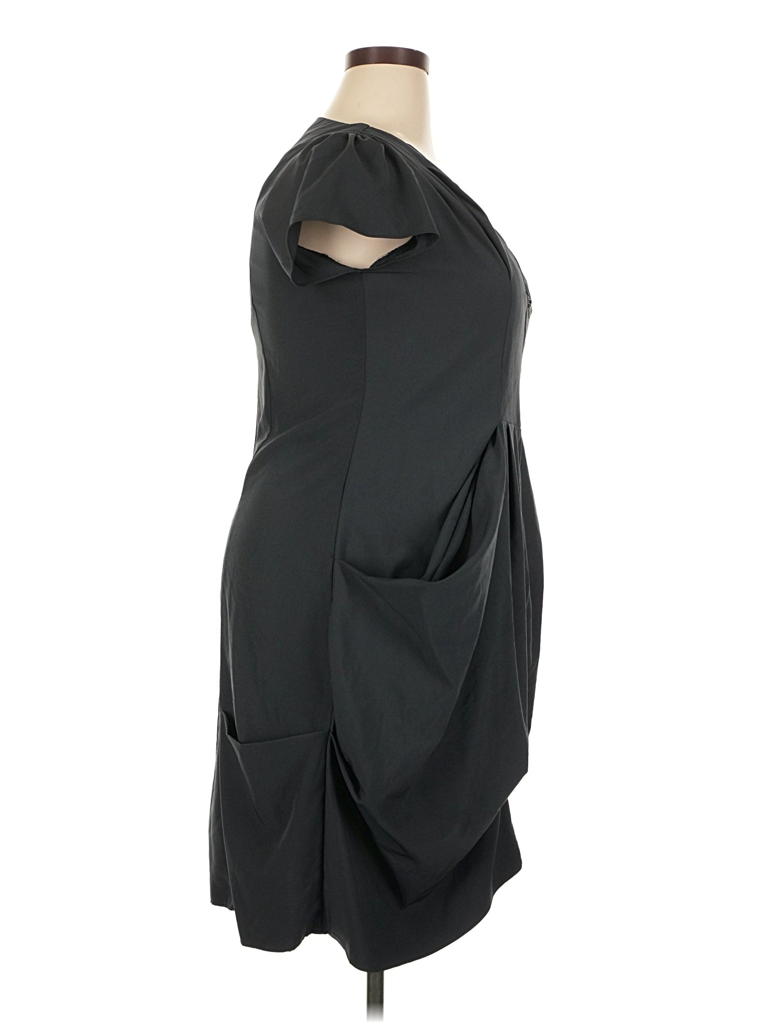 3 size - 18 W (M) W