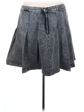 2 waist size - 24 W