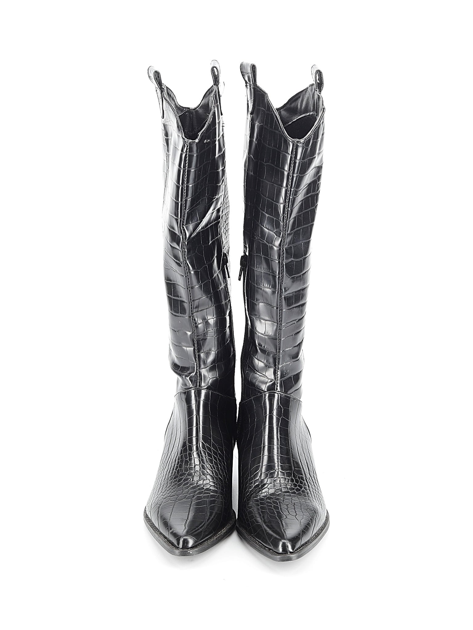 2 shoe size - 39 (EU)
