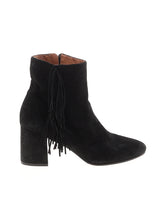 1 shoe size - 8 1/2