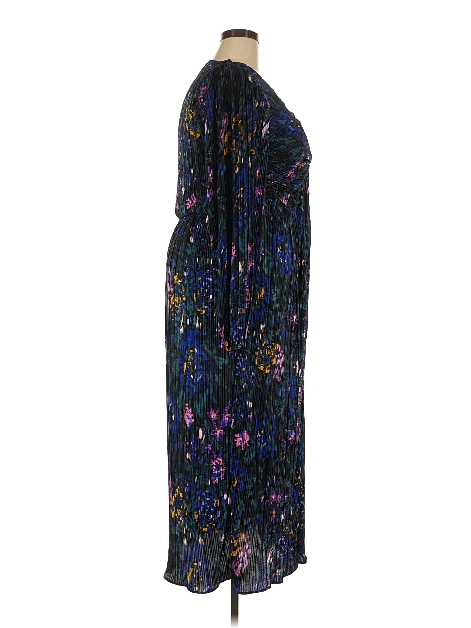3 size - 18 W (M) W