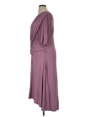 4 size - XL W (Estimated) W