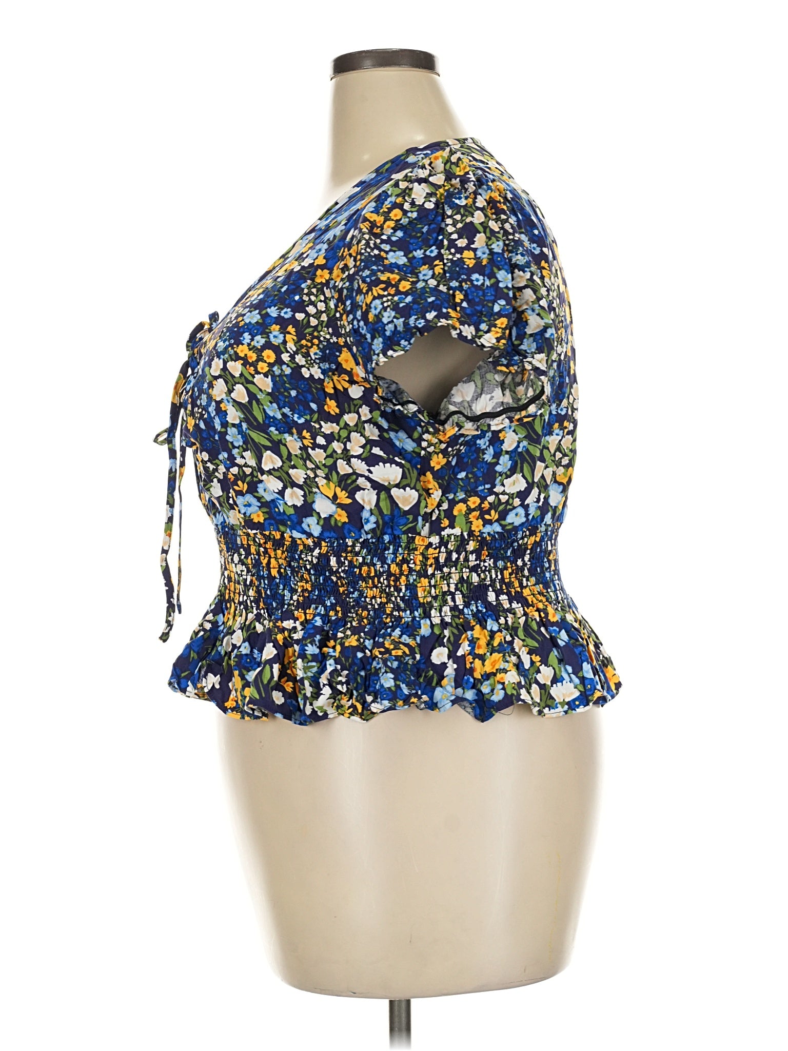 4 size - 18 W (M) W