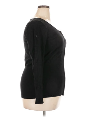 3 size - 18 W W