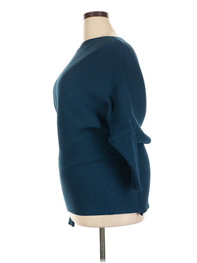 4 size - 18 W (M) W
