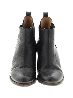 2 shoe size - 9
