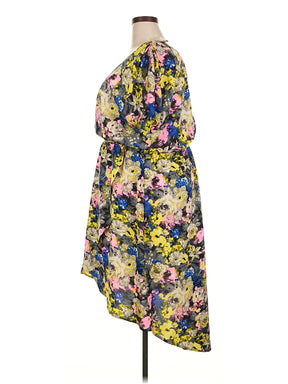 4 size - 18 W (M) W