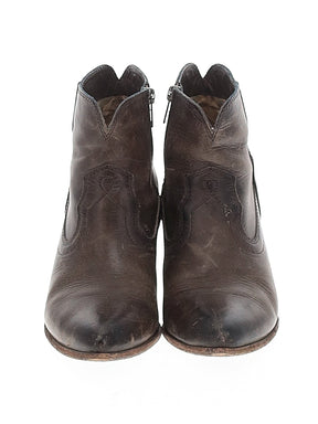 2 shoe size - 8
