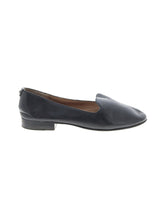 1 shoe size - 7 1/2
