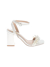 1 shoe size - 7
