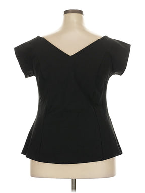 2 size - 18 W (M) W