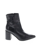 1 shoe size - 6 1/2