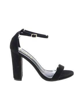 1 shoe size - 7