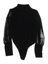 1 size - 18 W W