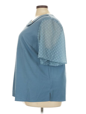 4 size - 22 W