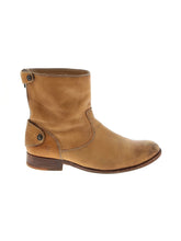 1 shoe size - 8 1/2