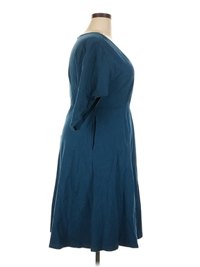 3 size - 2X (Estimated) W