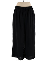 1 size - XL W (Estimated) W