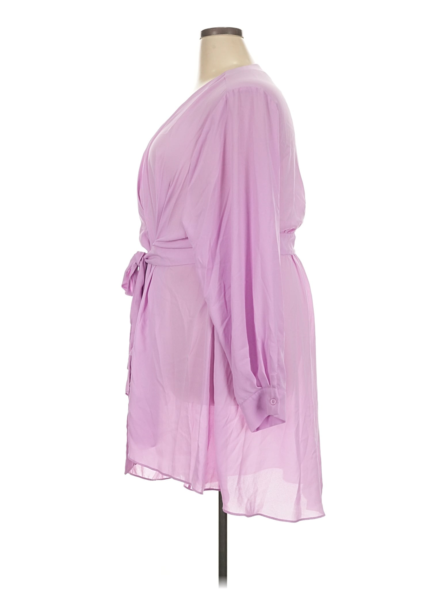 4 size - 22 W