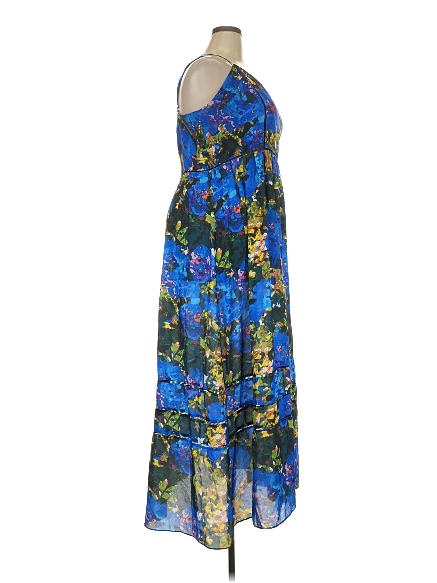3 size - 22 W (XL) W