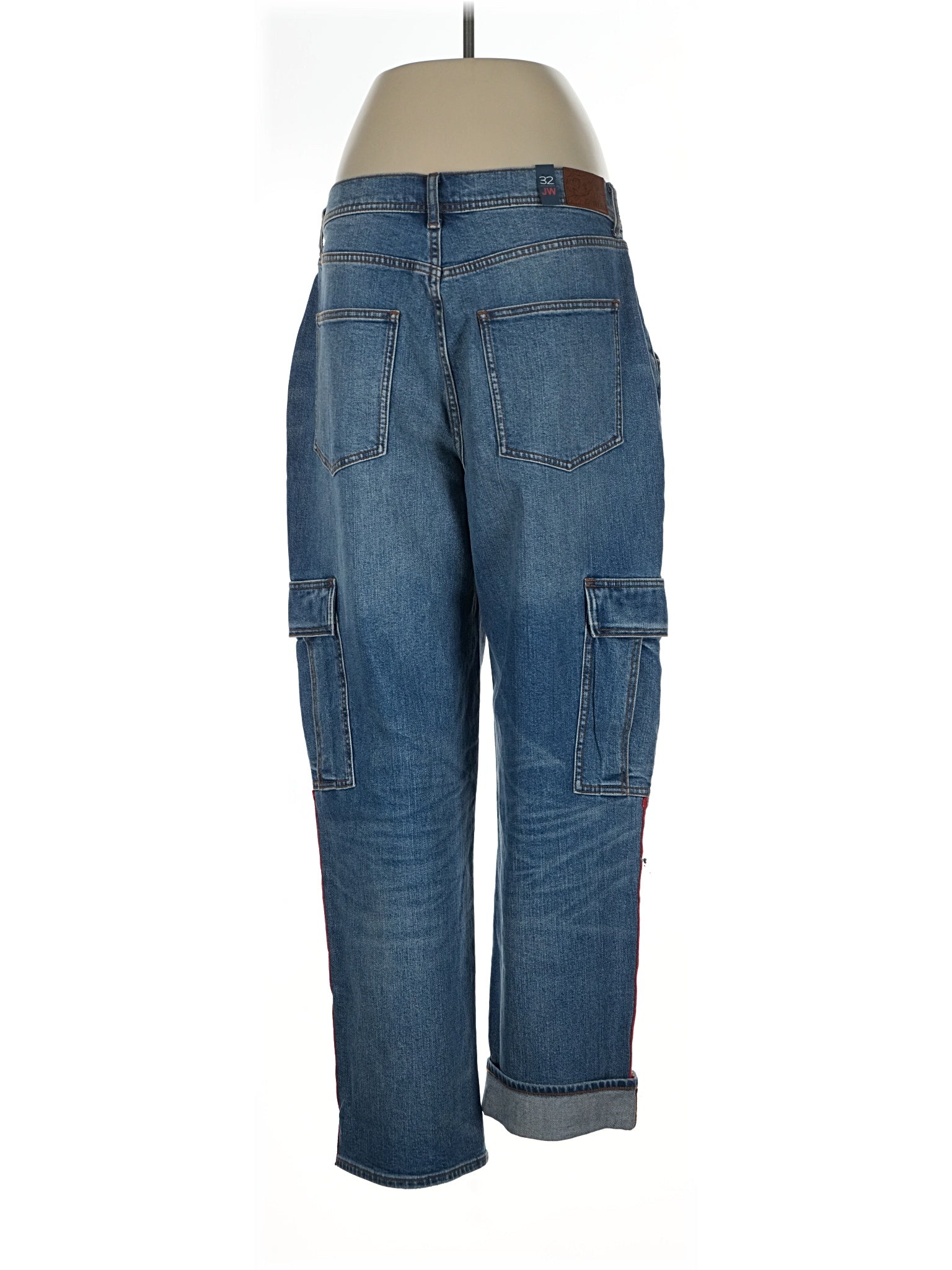 2 waist size - 32