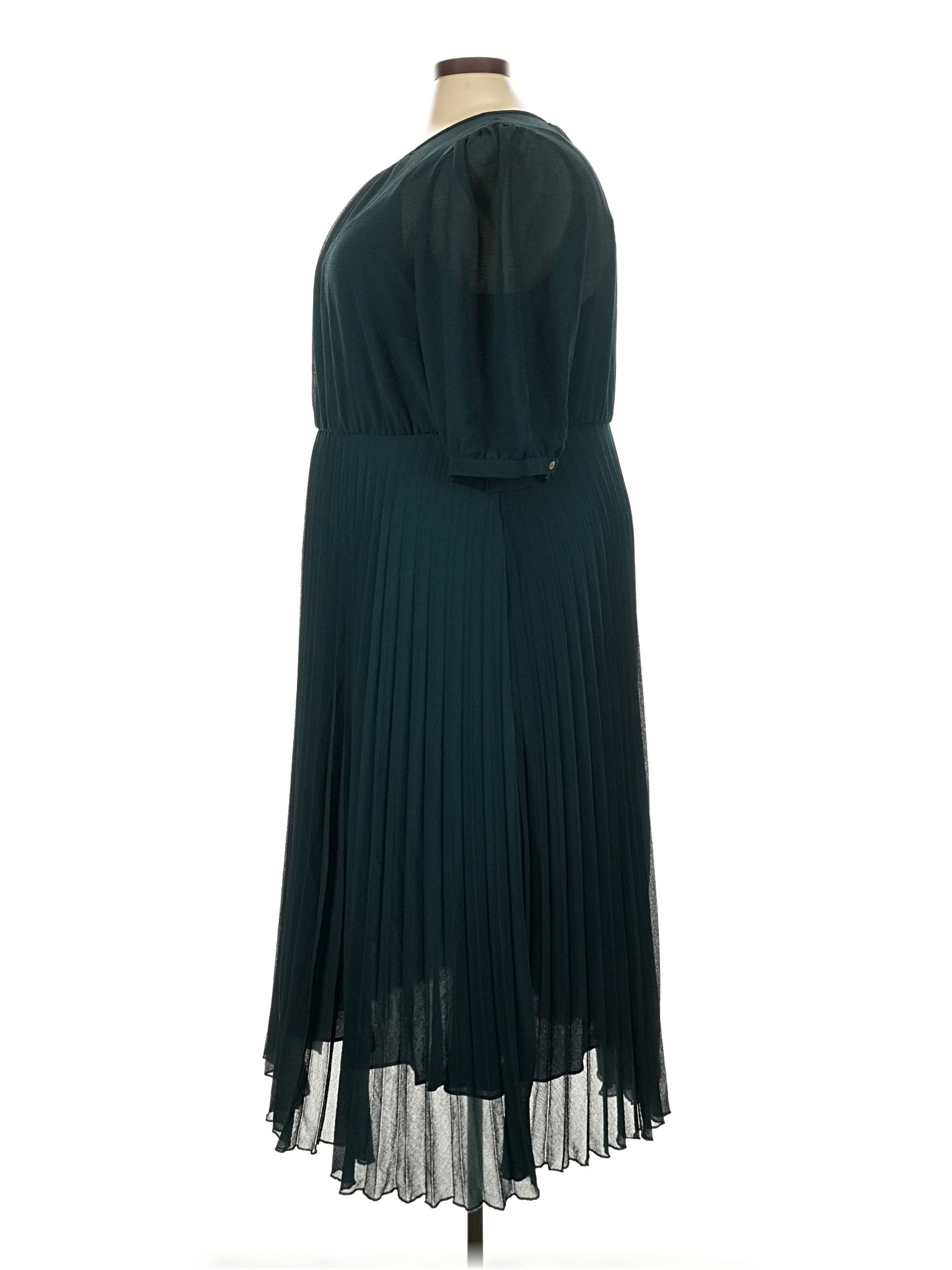 4 size - 22 W (XL) W