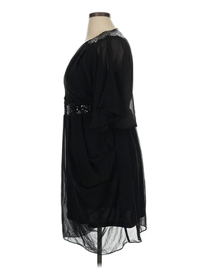 4 size - 14 W (XS) W
