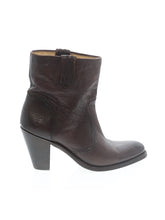 1 shoe size - 8 1/2