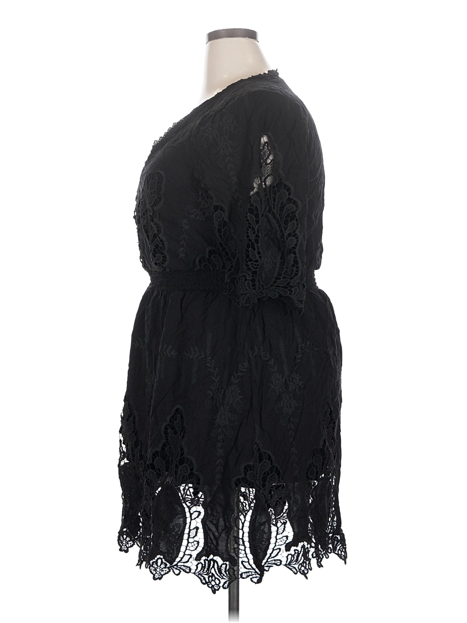 4 size - 18 W (M) W