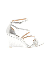 1 shoe size - 7 1/2
