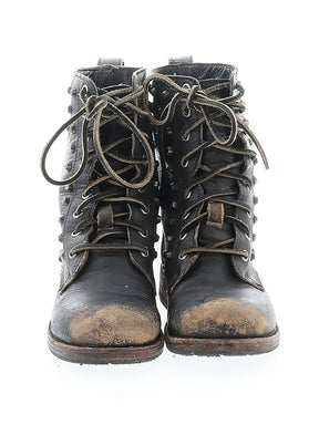 2 shoe size - 5 1/2
