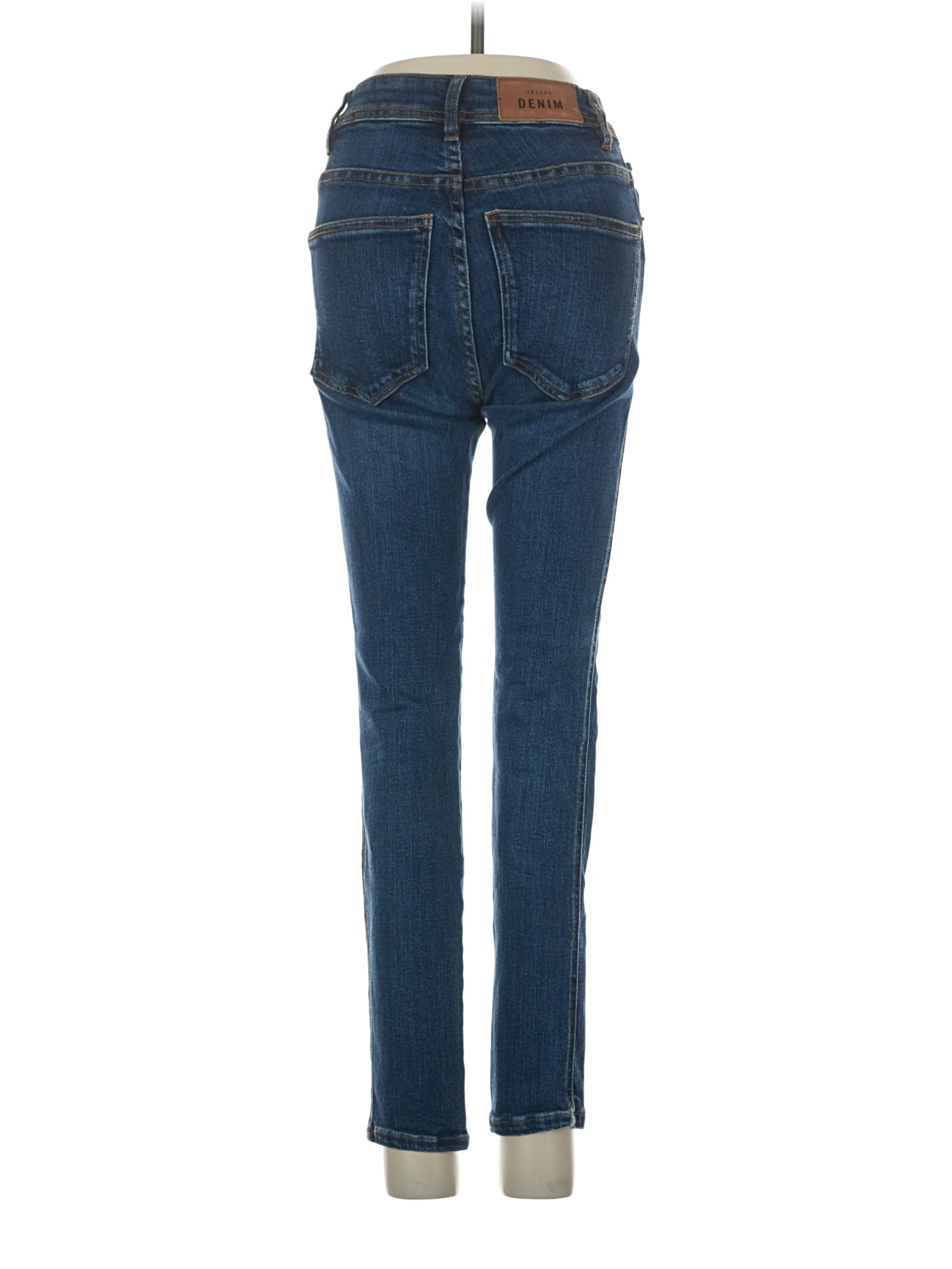 2 waist size - 23