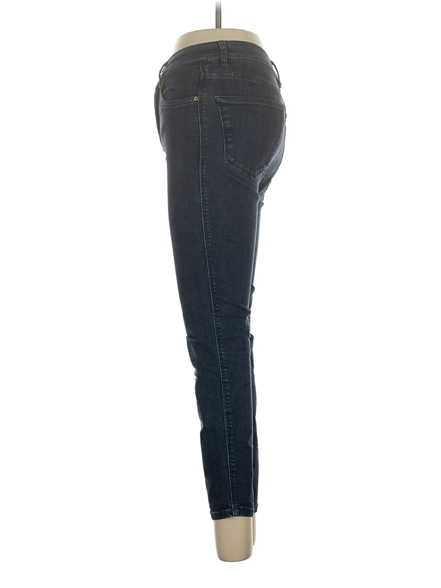 4 waist size - 25