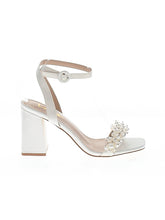 1 shoe size - 7