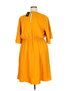 2 size - 18 W (M) W
