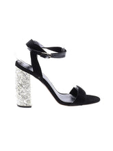 1 shoe size - 8 1/2
