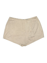 1 size - 2X (B) W
