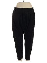 1 size - 18 W (M) W